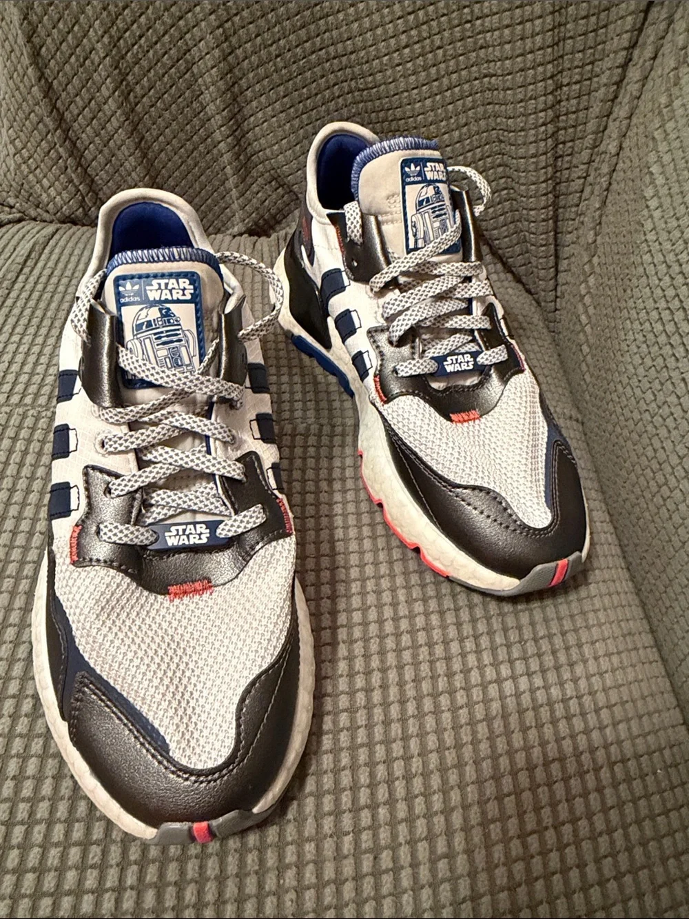 adidas shoes image